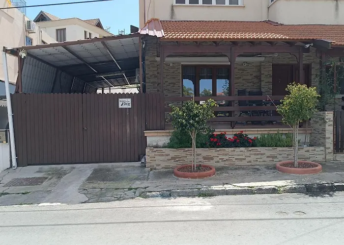 Easy Access * 라르나카